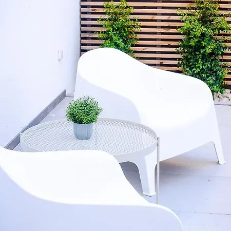 Charming With Terrace *